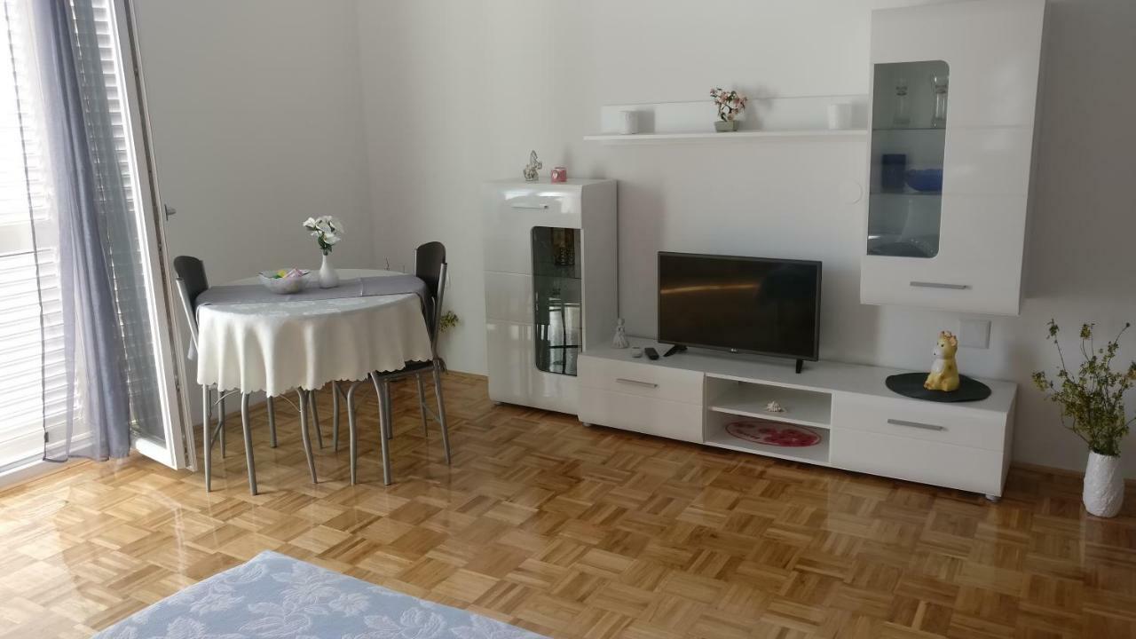 Apartmani Nimcevic Weißenburg Exterior foto